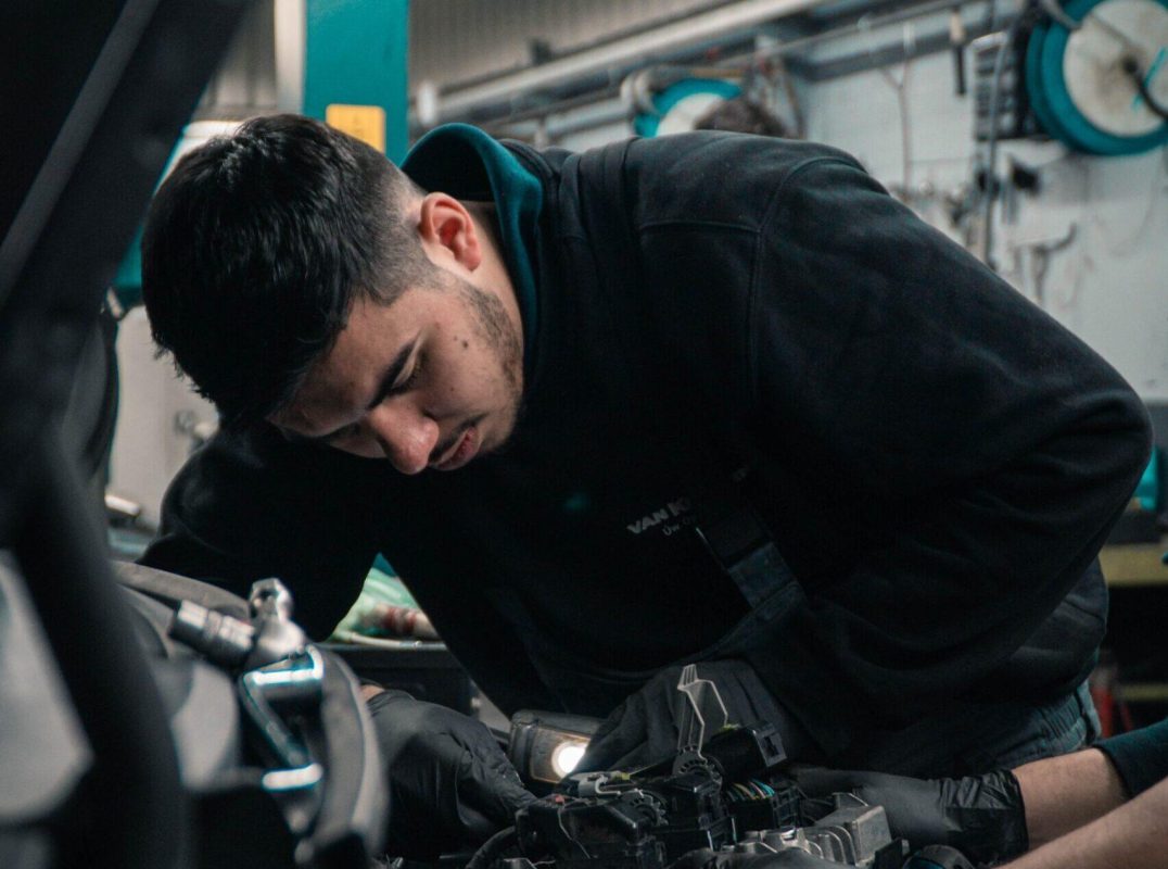 sten-rademaker-UZUzvJEvKnI-unsplash